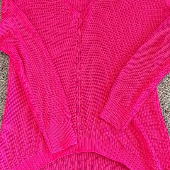 Pink Sweater - Picture 5 of 5